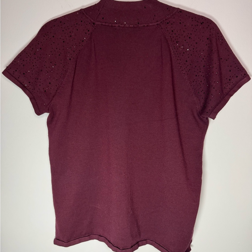 Cable & Gauge Burgundy Short Sleeve Top
